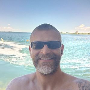 Meet your Posher, Gary